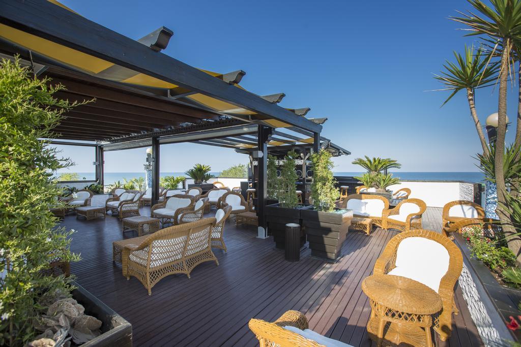 Hotel Ambassador 4*